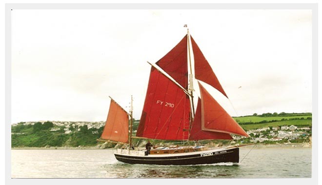 Dos Amigos - now to be restored to her former glory ©  SW